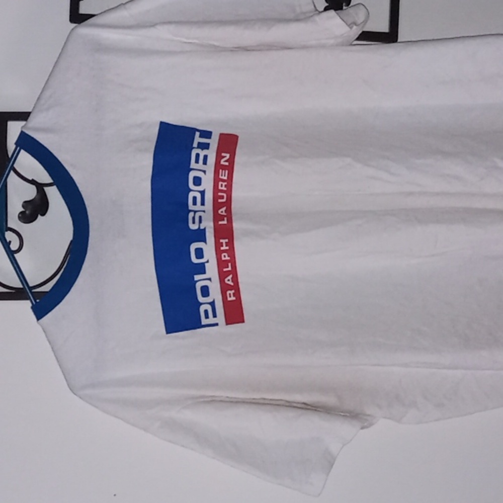 Tee shirt